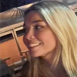 Meet your Posher, Emma